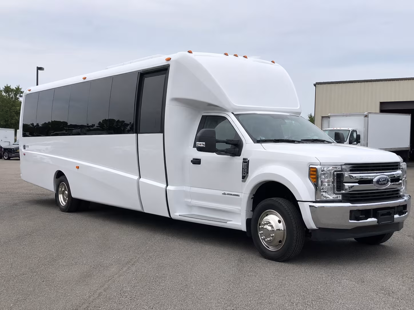 corporate and convention bus rentals for fargo business events