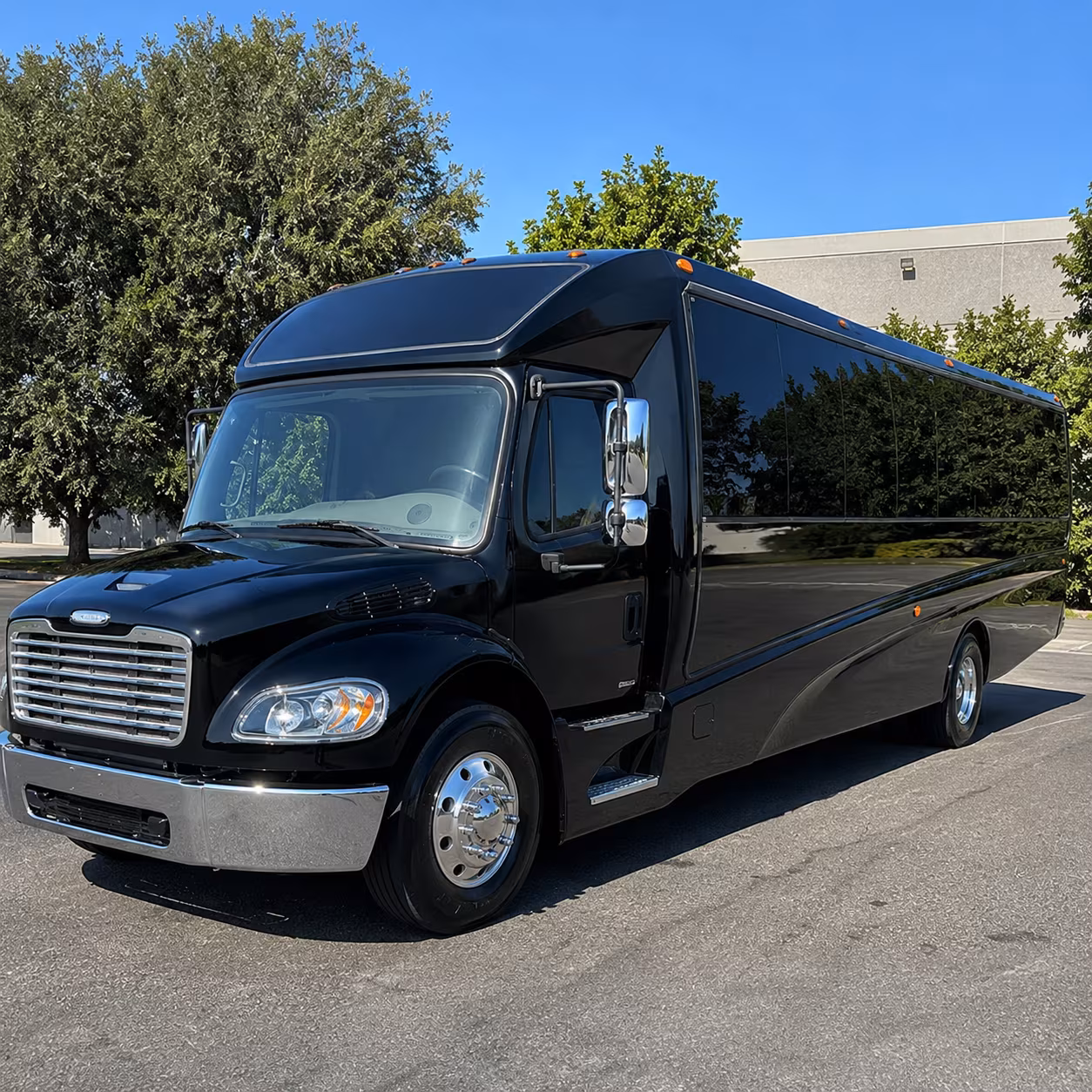 fargo 25 passenger minibus